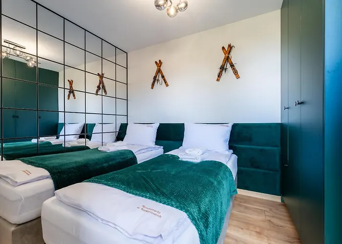 Alpejski Orlik - Przy Karkonoskim Parku Narodowym, Blisko Szlakow I Wang By W Karkonoszach