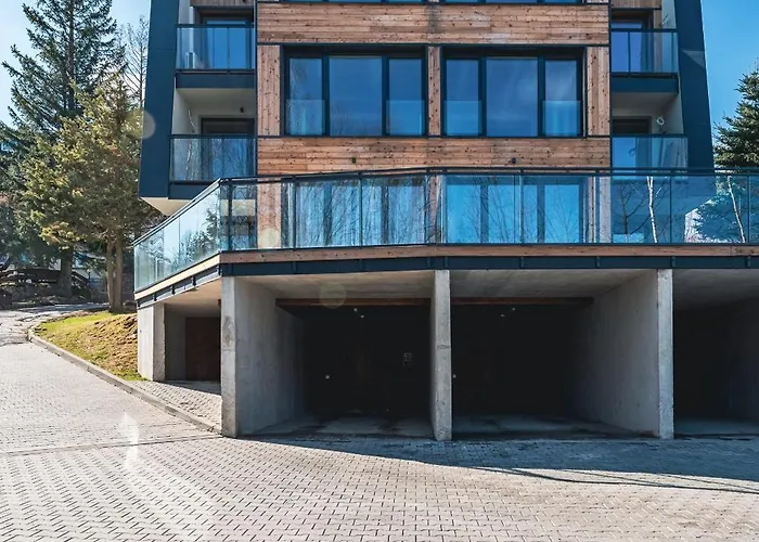 Alpejski Orlik - Przy Karkonoskim Parku Narodowym, Blisko Szlakow I Wang By W Karkonoszach